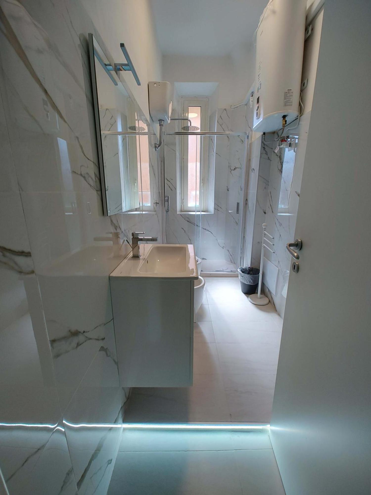 Vivirome - 2 Bedrooms Apartment - San Giovanni Exterior foto